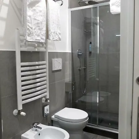 Astoria Golden Gate روما