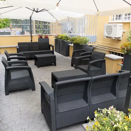 فندق Astoria Golden Gate روما